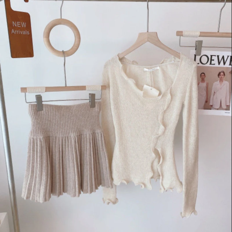 

2022 New Fresh All-Match Sea Horse Fur Bottoming Shirt Top Skirt Knitted suit