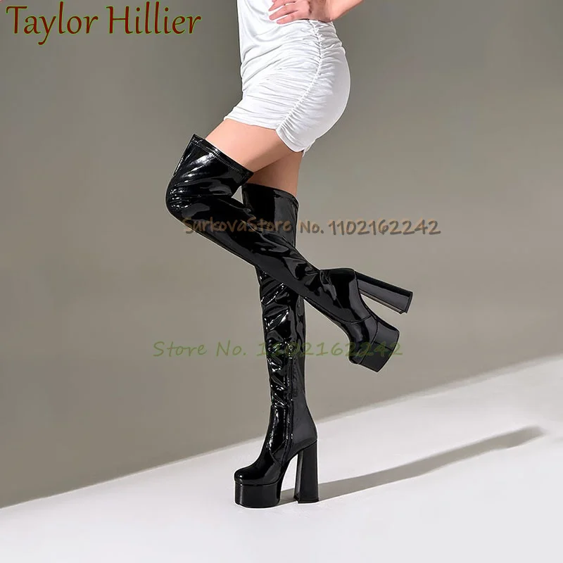 Серебристые сапоги выше колена из лакированной кожи на толстом каблуке зимние