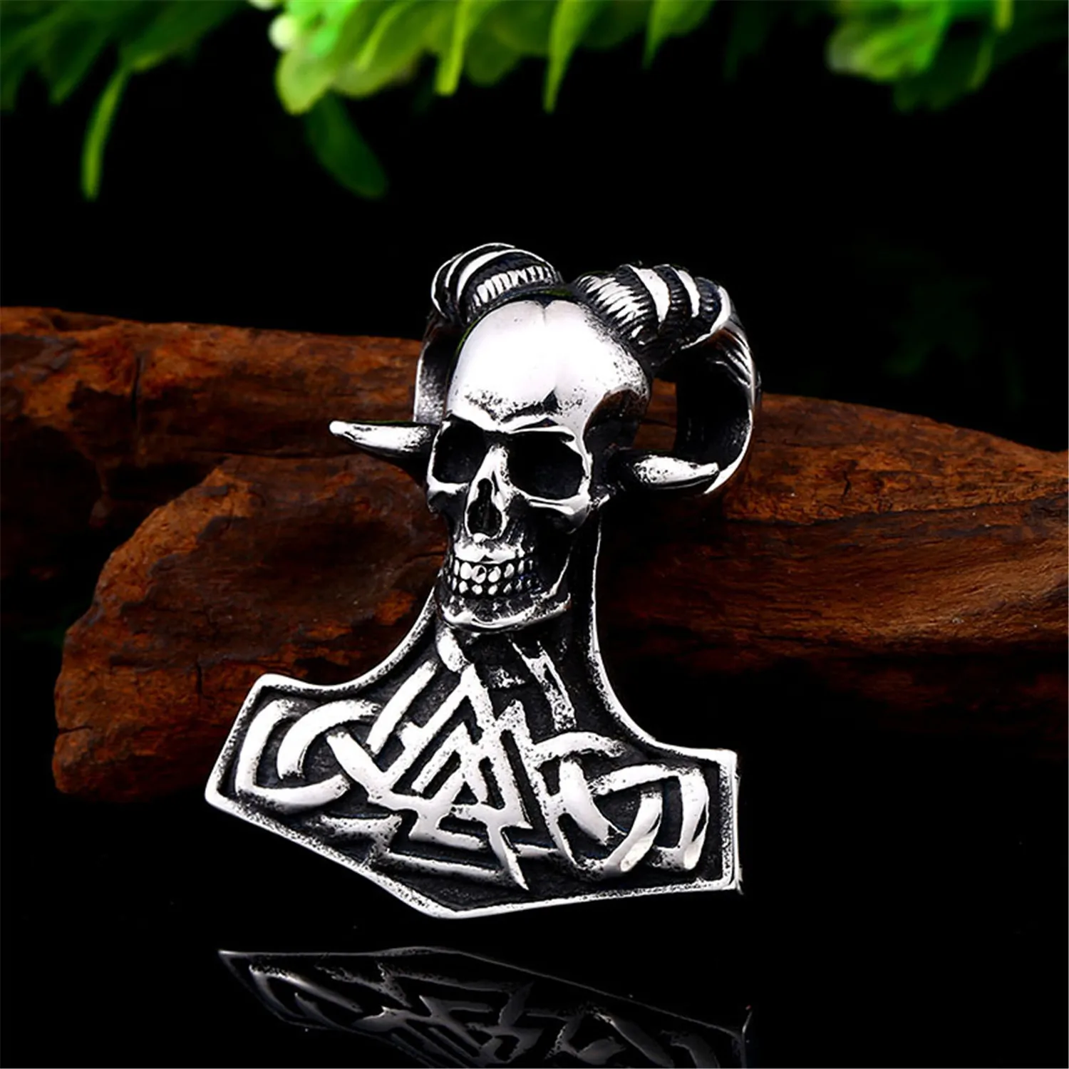 

Mens Nordic Viking Sheep Head Pendant Necklace Creative Stainless Steel ChainJewelry