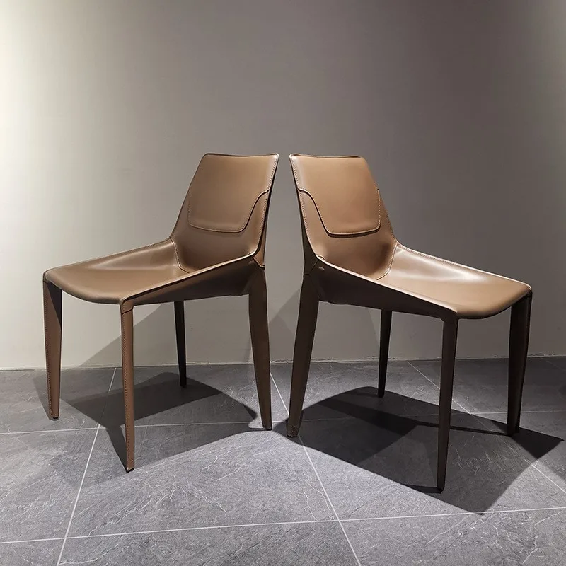 

MOMO Italian Dining Chair Minimalist Backrest Chair Restaurant Model Room Designer Negotiation Saddle Leather Chair Home