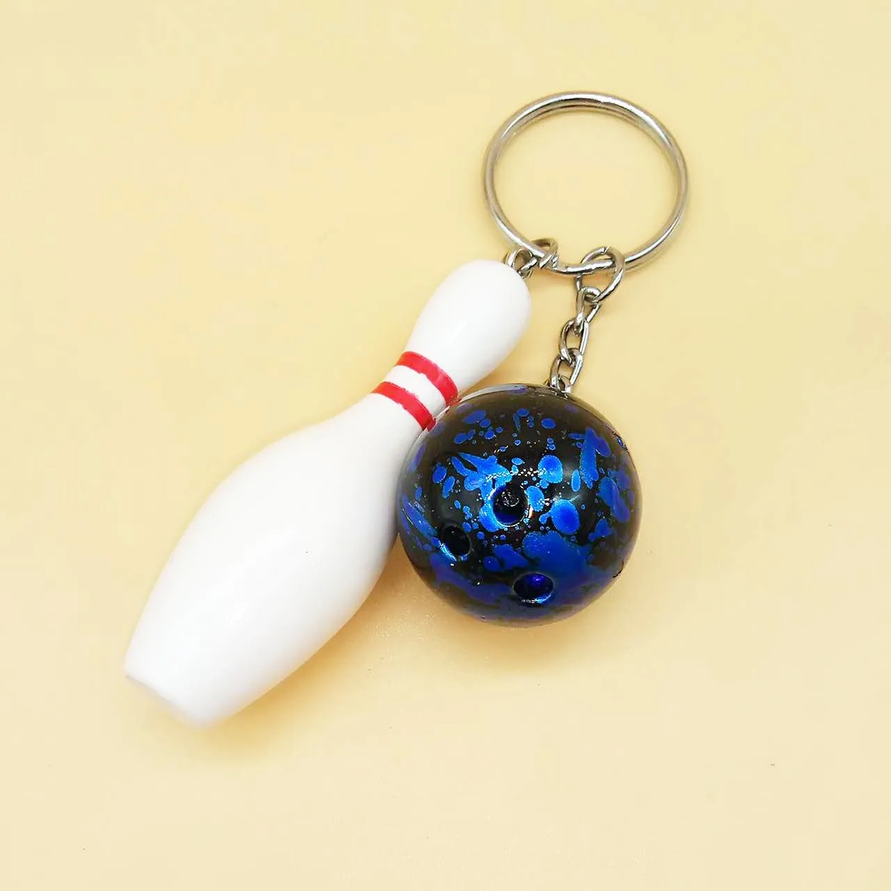 

Leisure sports bowling model keychain fashion decorative small pendant
