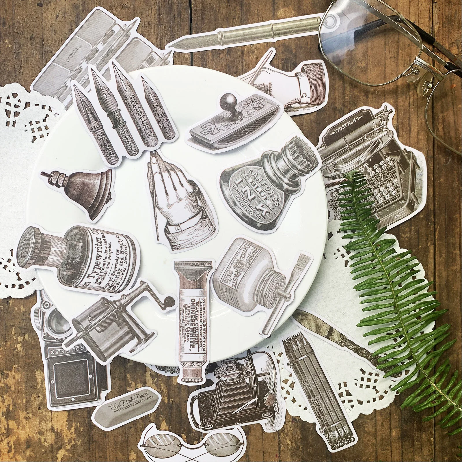 132 шт. винтажные черно-белые европейские персонажи наклейки из смешанных