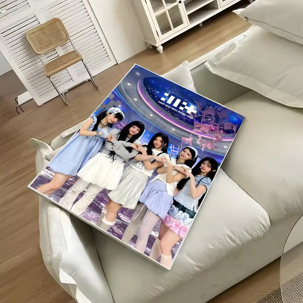Фото Постер группы I-ILLITS в стиле K-pop, HD-арт, самоклеящийся, водонепроницаемый, для украшения дома, гостиной, спальни, бара, эстетичный декор. №2
