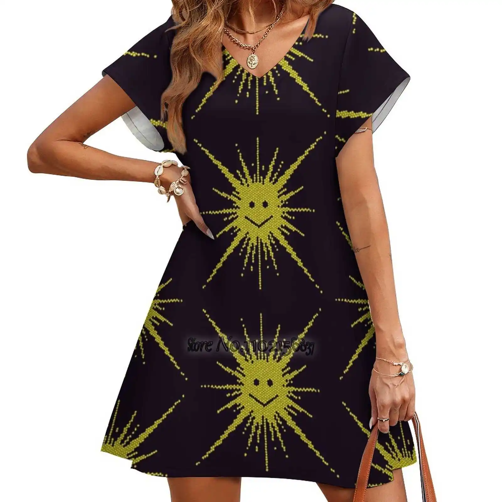 

Свободная юбка с V-образным вырезом и коротким рукавом