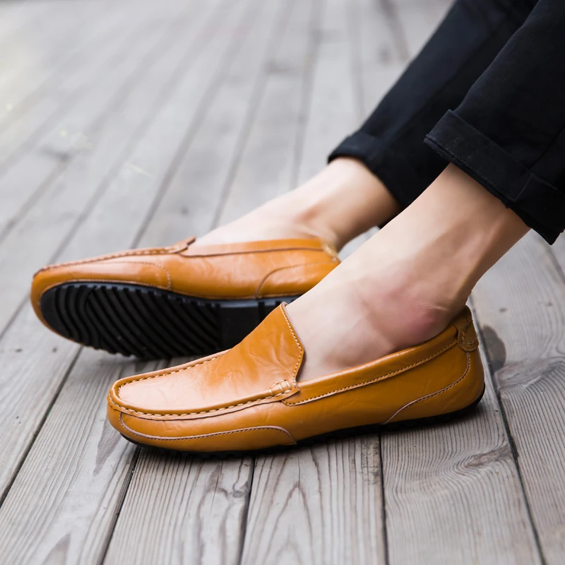 

Men Driving Shoes Loafers Genuine Leather Simple Solid Color Boats Shoes Male Sneakers Moccasins Italian Rubber Sole Size 37-47
