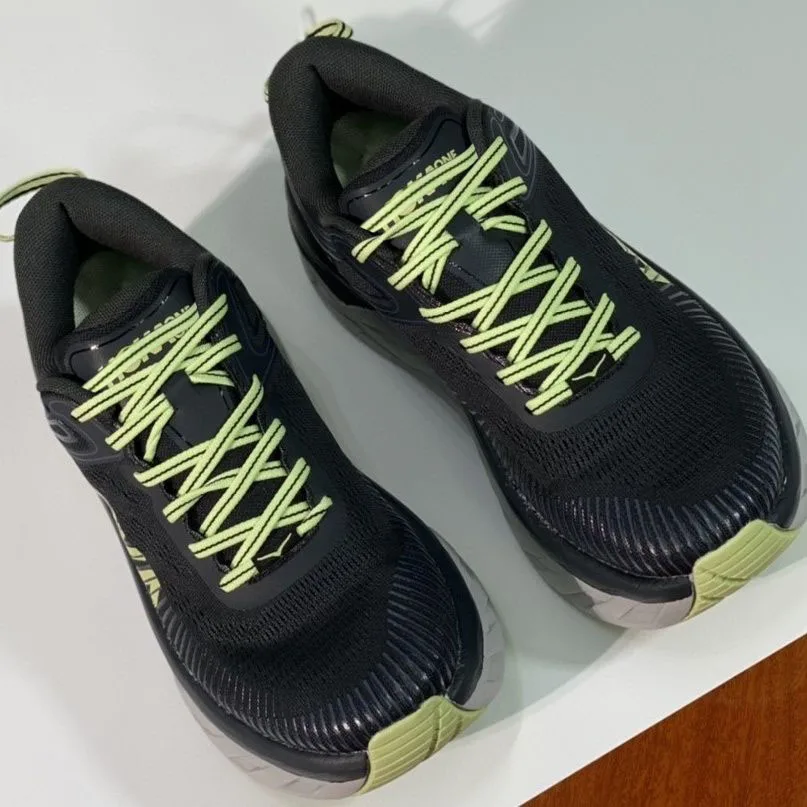 Unisex Professional Ultra light Thick sole shockproof Marathon Running shoes men women breathable road running jogging sneakers