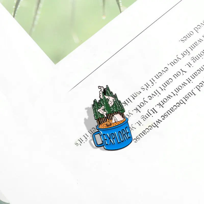 Изучите лес легкие эмалевые булавки изготовленные на заказ броши для чашки