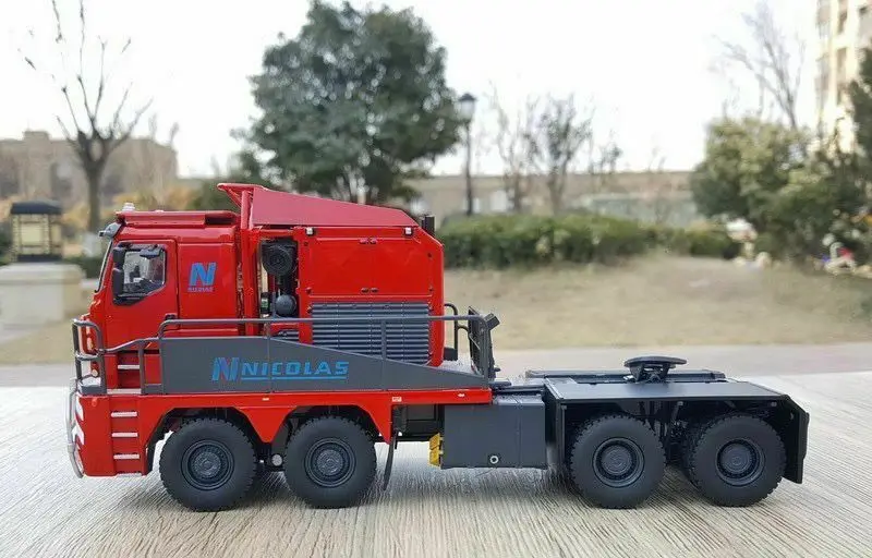 

Nicolas Tractomas 4-Axle Truck Red - Tii Group - IMC 1:50 Scale Model New in Box