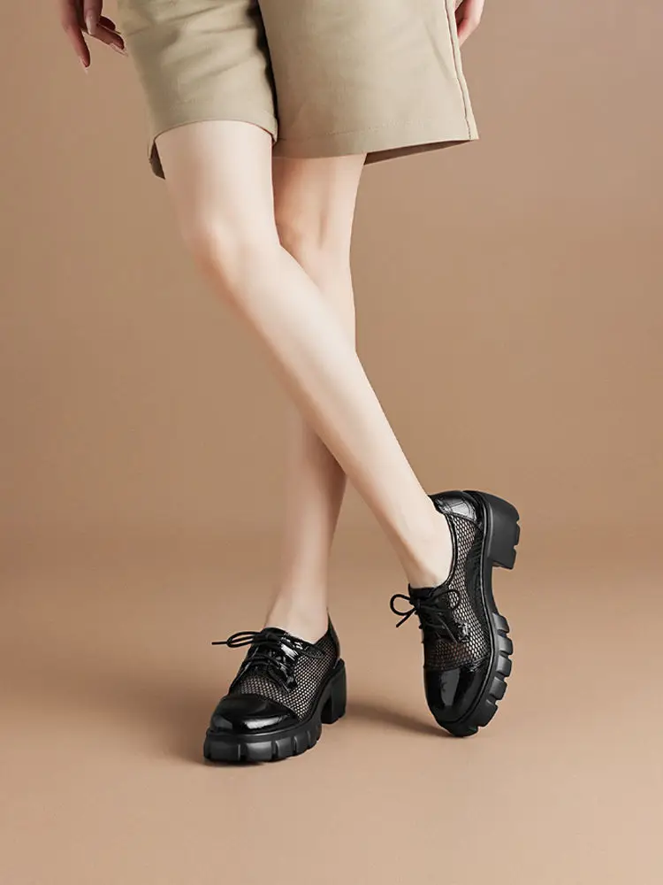 2023 Summer New Mesh Breathable Sandals Thick Sole Lacquer Leather Outerwear Lace up Small Leather Shoes Thick Heels