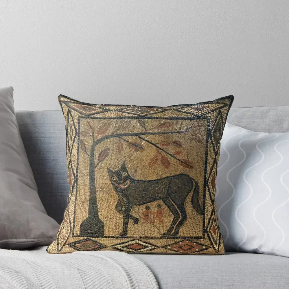 Декоративная подушка Aldborough She Wolf для дивана аниме девушка клетчатая