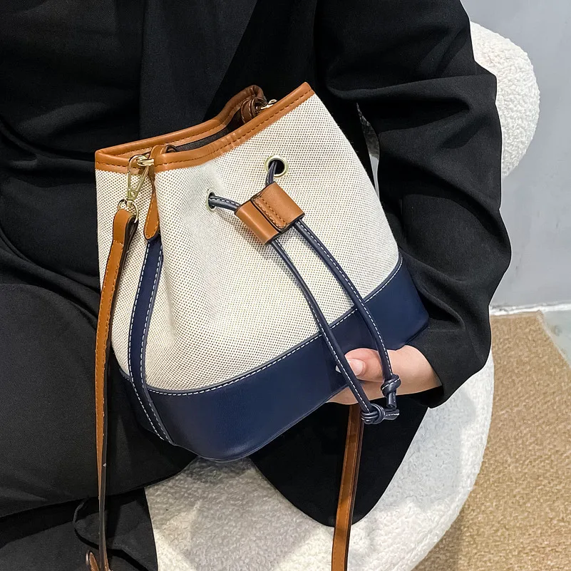 

Роскошная сумка-тоут 2023, корейская женская сумка на шнурке, женские дизайнерские брендовые сумки-ведра, модная кожаная сумка через плечо с широким ремешком