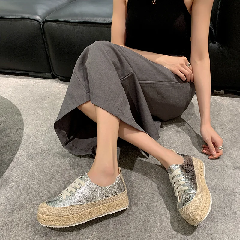 Women Sneakers Woven Gold Sequins Single Shoes Round Head Lace-Up Retro Platform Flats Shoes Light Cozy Walking Vulcanized Shoes