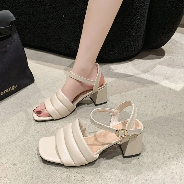 2024 Сандалии с пряжкой и ремешком открытым носком черные туфли для женщин большие