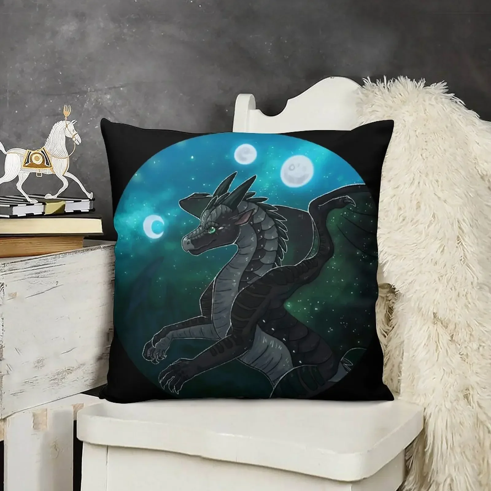 Крылья Огня - Подушка Moonwatcher Чехол для диванной подушки