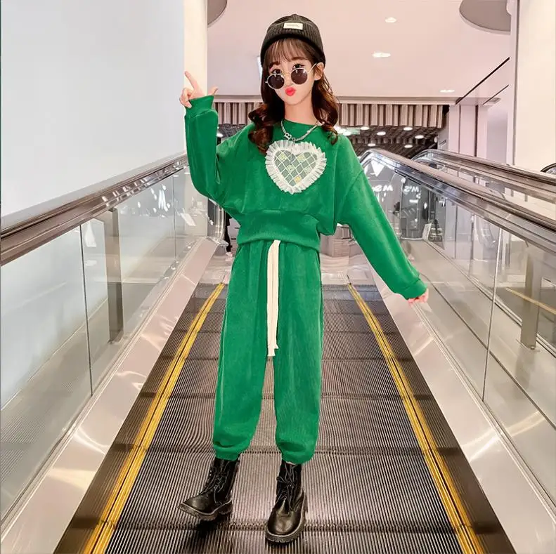 

Комплекты одежды для девочек-подростков, одежда для маленьких девочек, свободная полосатая толстовка с капюшоном и широкие штаны, одежда дл...