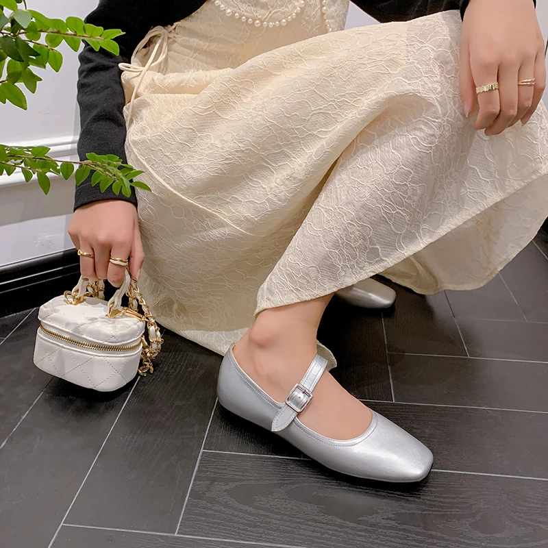 34-41 large size spring and autumn square head cow leather gold women's shoes with low heel and simple thick heel women shoes