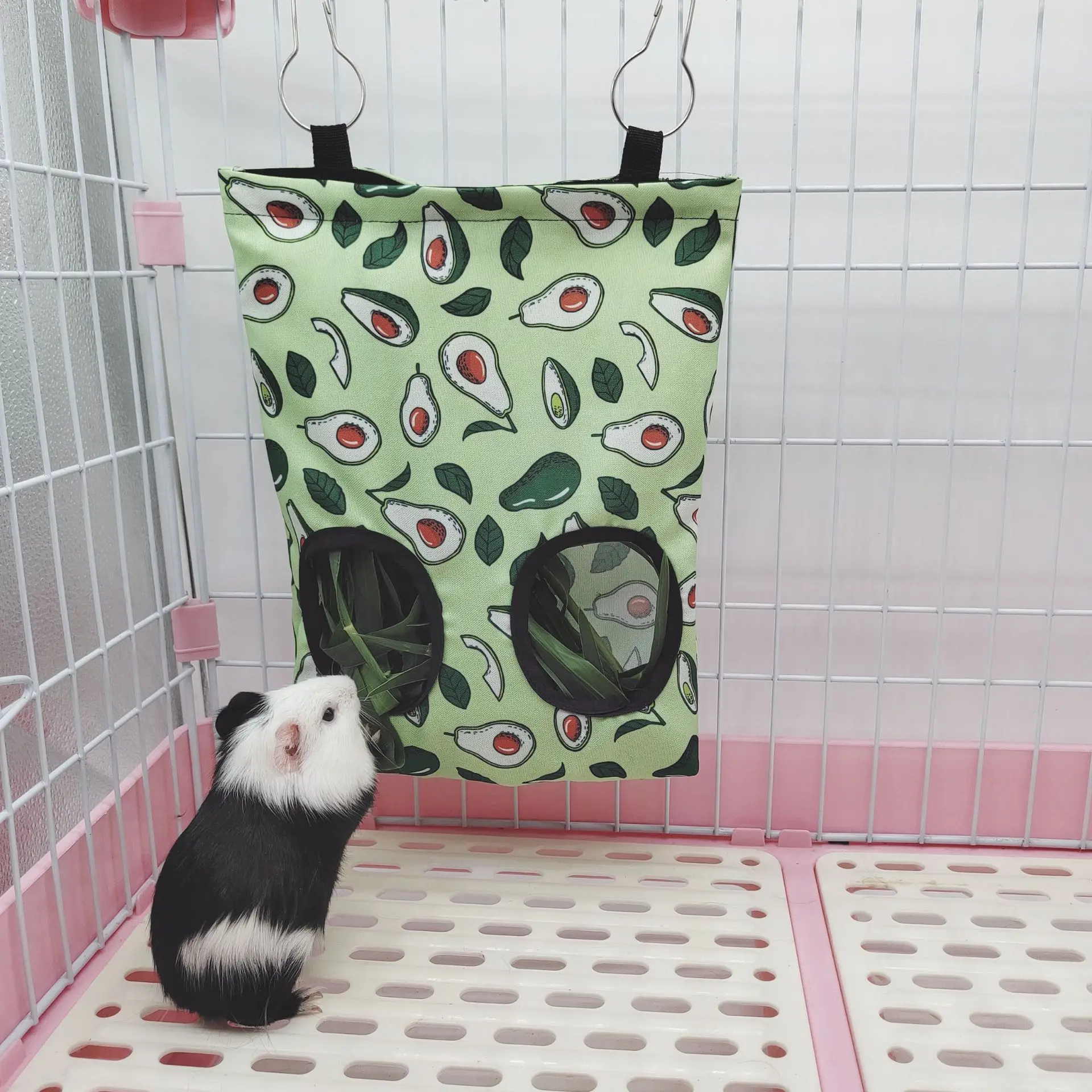 

2 holes Guinea Pig Hamster Hay Bag Rabbit Feeder Hanging Pouch Feeding Dispenser Container Bag for Small Animal Pet Supplies