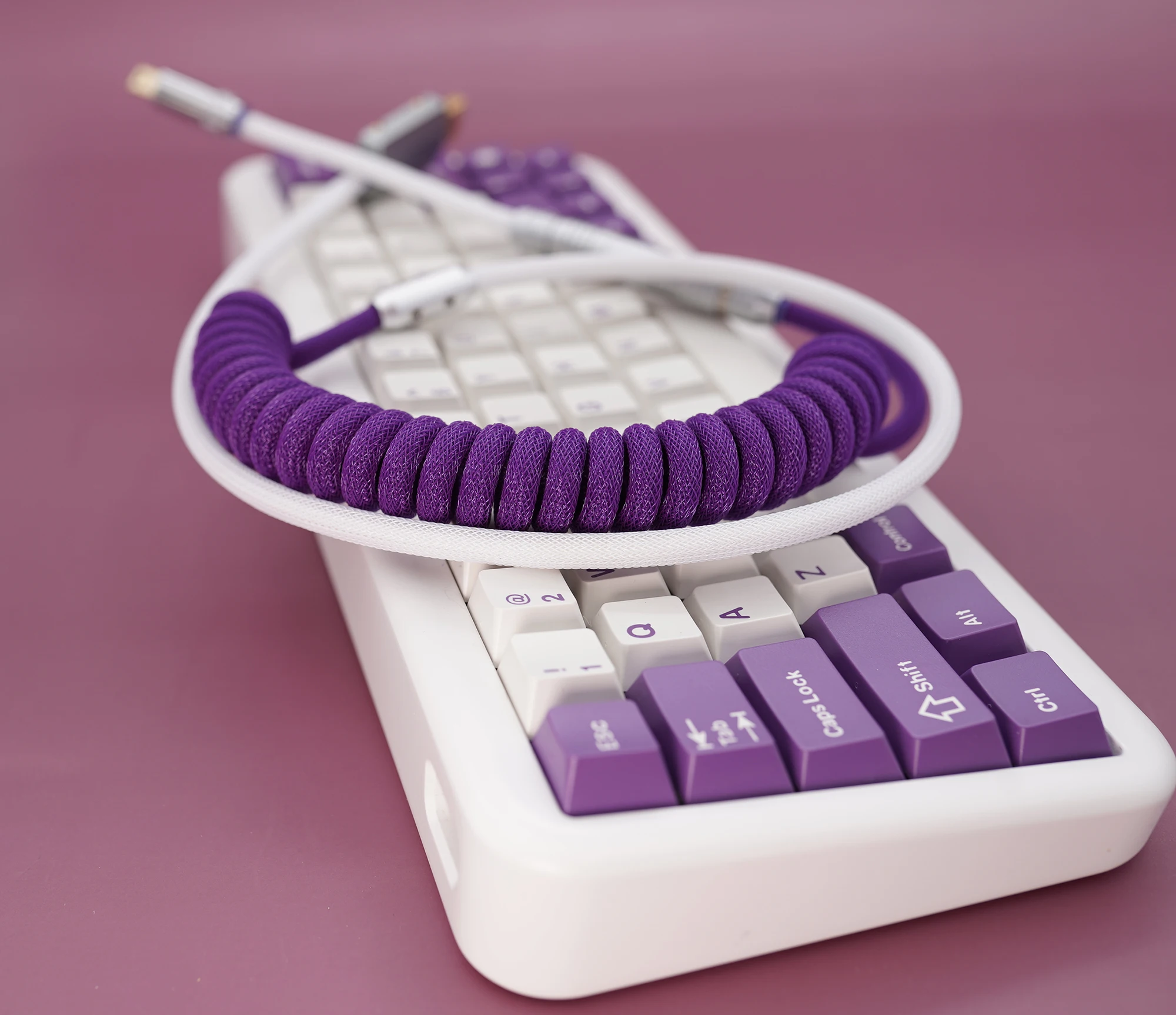 Spot GeekCable manual custom mechanical keyboard data line GMK theme SP key cap line cream purple