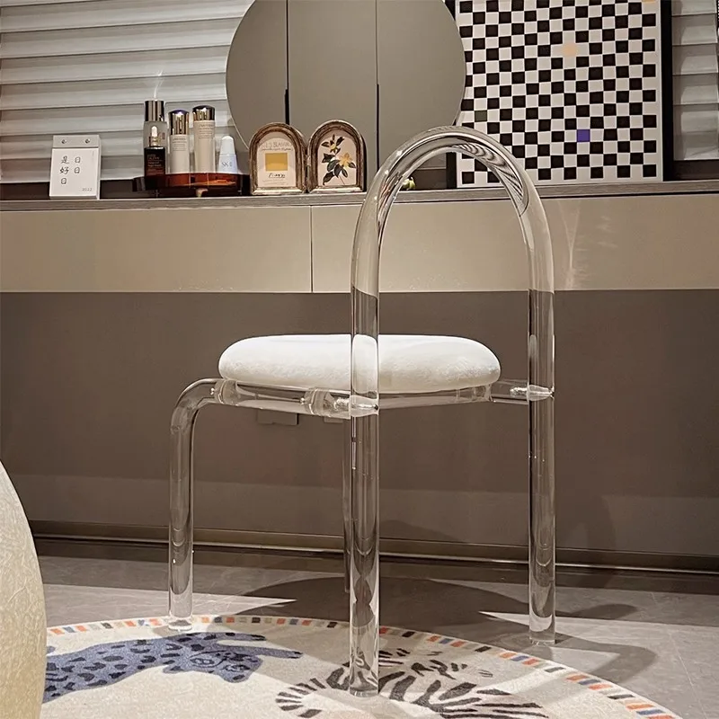 

2023 Nordic Simple Fashion Leisure Acrylic Back Chair Bar Restaurant Transparent Light Luxury Dressing Chair