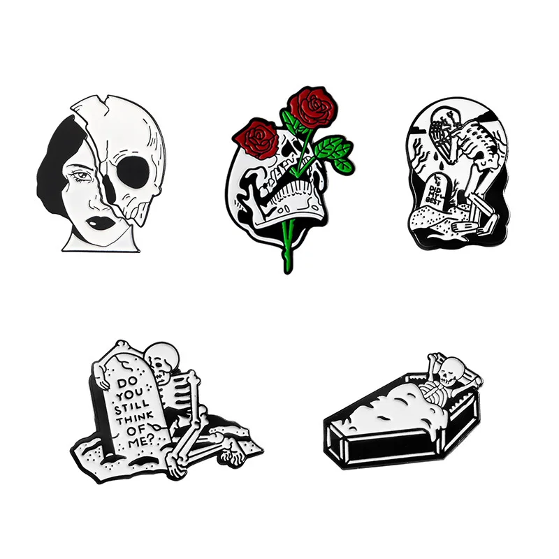 

Skeleton Enamel Pins Movie Role Women Face Brooches Punk Dark Gothic Skeleton Skull Collection Badge Party Gifts for Women Men