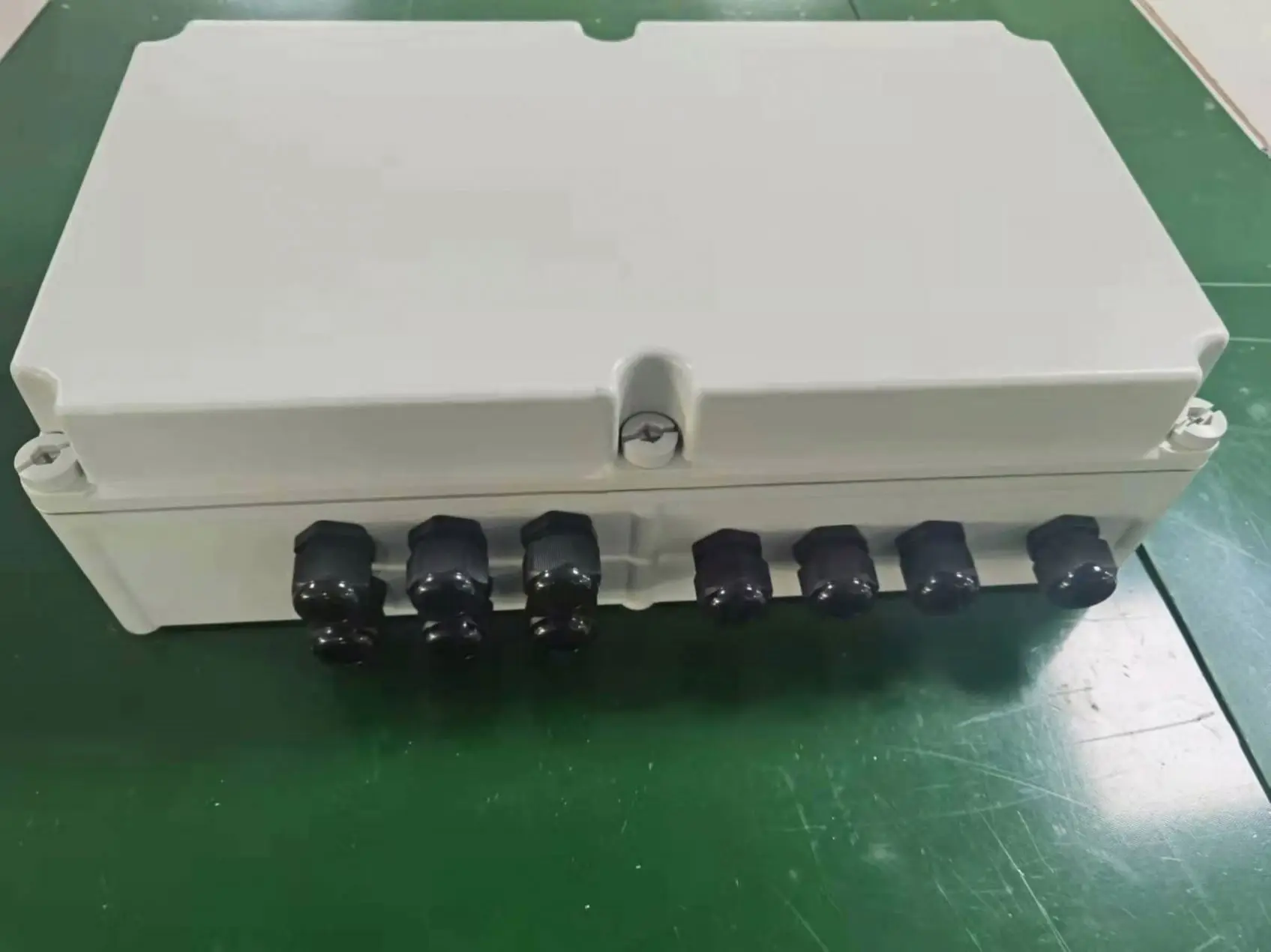 Фотогальванический комбайнер Saip/Saipwell сетевое распределение для солнечной