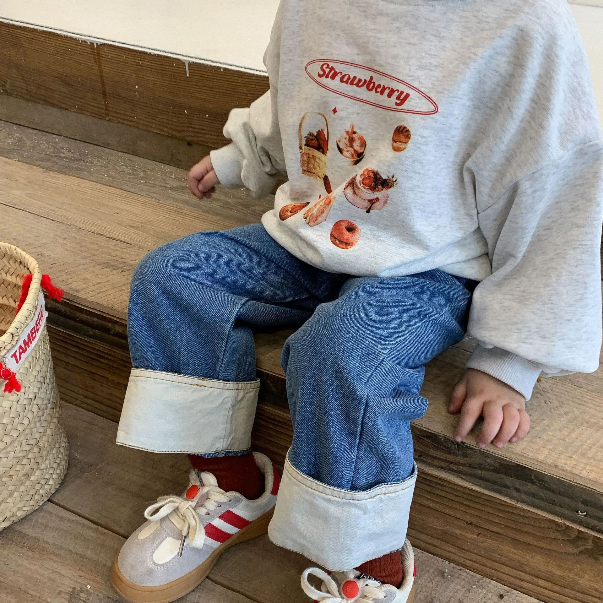 

2023 Spring New Korean Children's Clothing Korean Style Cute Spliced Casual Girl Flanging Denim Straight-Leg Pants