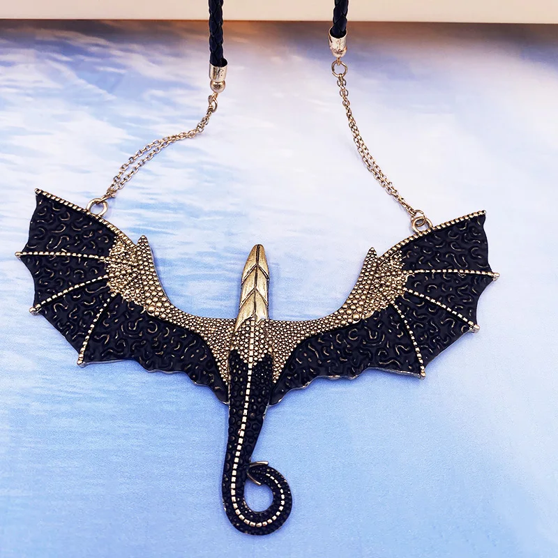 Punk Retro Gothic Jewelry Antique Black Gold Dragon Pendant Necklace Vintage Pterosaur Charm Necklace Women Man Gift Drop Ship