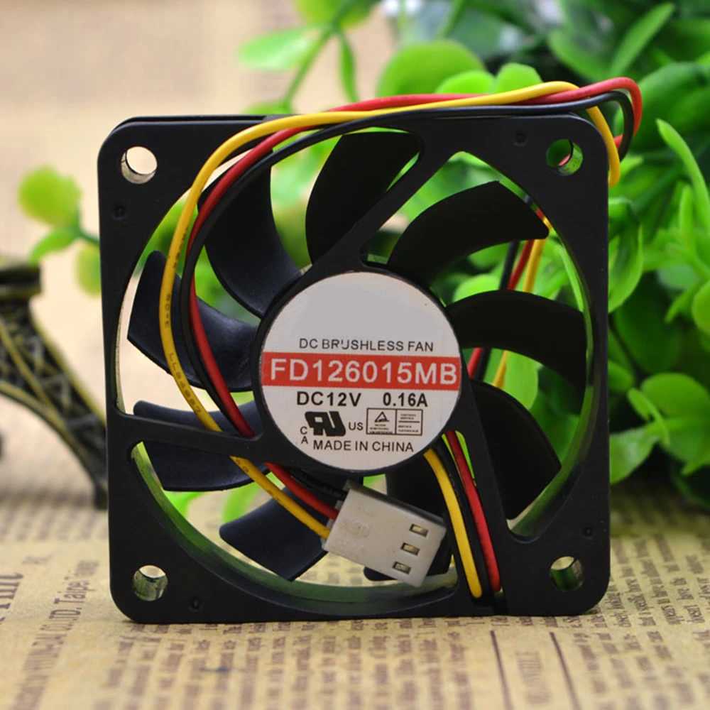 Вентилятор охлаждения FD126015MB DC 12V 0.16A шарикоподшипник 6015 60x60x15 мм 3-проводной