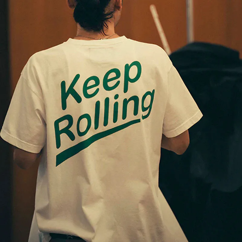 Фото 2025 Футболка Descendant с круглым вырезом и короткими рукавами, повседневная свободная однотонная классическая футболка с принтом для пар TX1384 №5