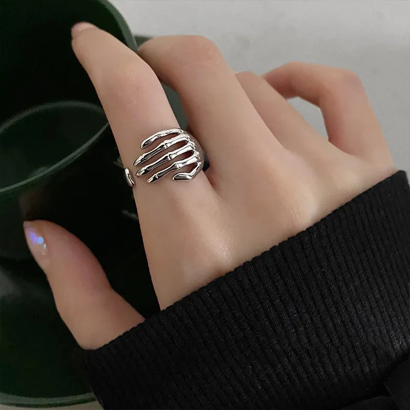 

Punk Hip-hop Skull Palm Silver Color Gothic Finger Rings For Women Personality Design New Charms Jewelry