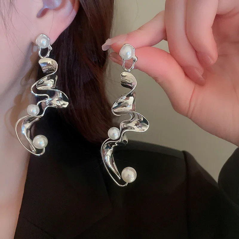 

Minar Personality Twist Irregular Dangle Drop Earrings for Women Silver Color Metal Imitation Pearl Long Earring Party Jewelry