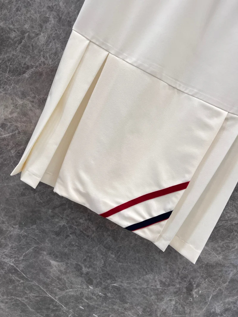 Осень 2024 новое женское платье модное и изысканное молодежное платье-поло в