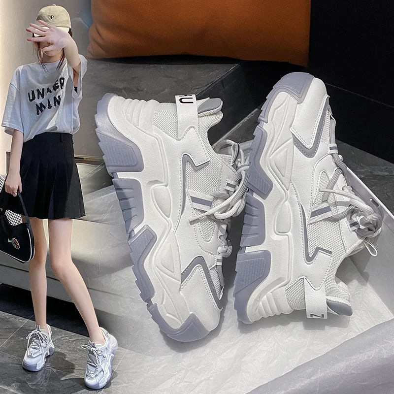 Новинка 2024 модная женская повседневная обувь Four Seasons дышащая внутренняя мягкая