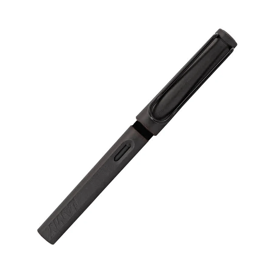 

017 FP Safari Medium Nib Fountain Pen 4000196