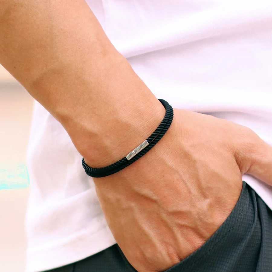 Тонкий веревочный браслет для мужчин
