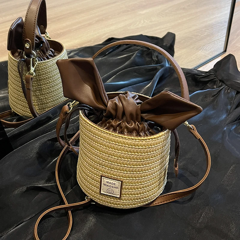 

Fashion Bucket Round Crossbody Bag for Women 2023 New High Quality Korean Style Straw Woven White Khaki HandBag Purses