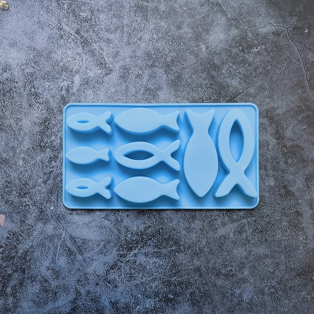 

8 Holes Small Cartoon Fish Silicone Cake Mold Handmade Soap Mold DIY Chocolate Pudding Jelly Fondant Baking Cake Decorating Tool