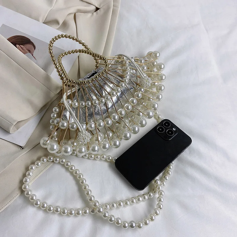 2023 New Women's Special-Interest Design Pearl Shoulder Crossbody Net Red Ocean Beaded Portable Dinner Bag