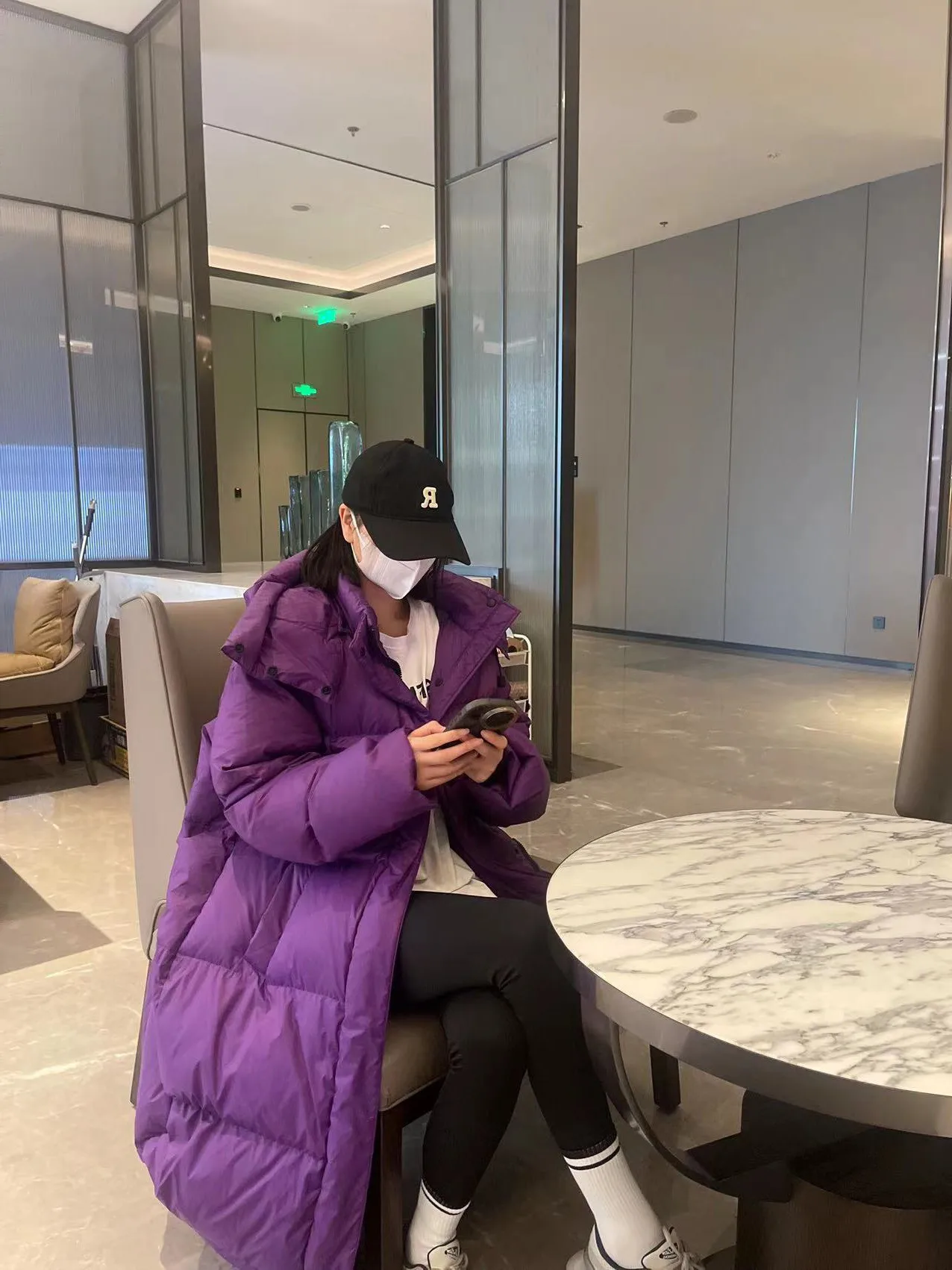 Dumb and super-long pink over-the-knee down jacket for women's winter design