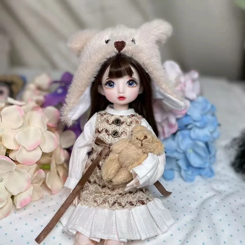 

Кукла шарнирная, 30 см, с набором одежды