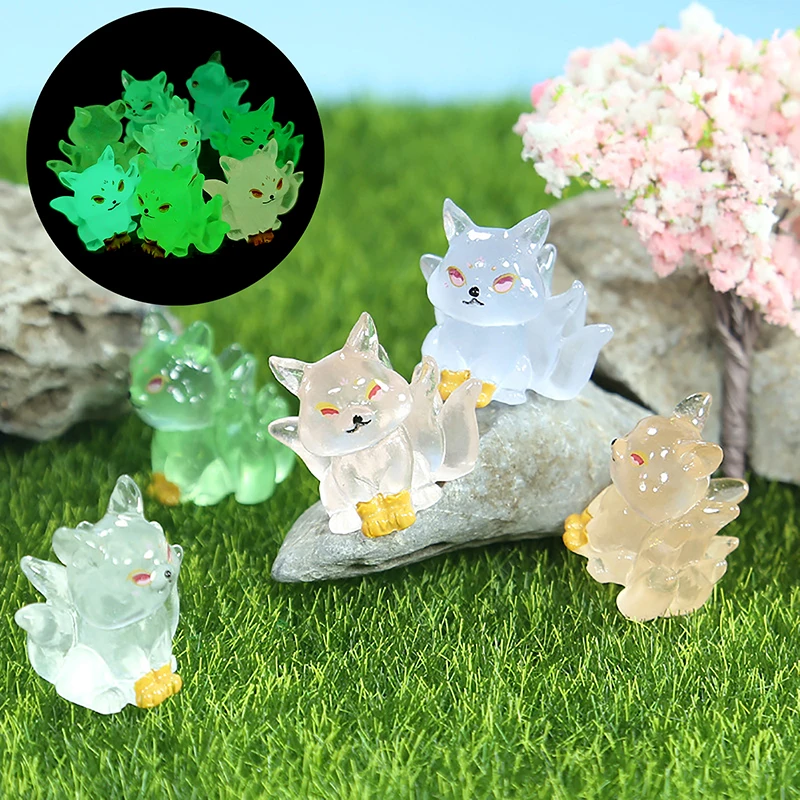 

Mini Luminous Resin Nine-tailed Fox Girl Glow in The Dark Miniature Ornament For DIY Garden Dollhouse Accessories