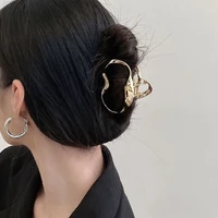 2022 trend metal geometric hair claws geometric hair clamp grab hair styling hair clips for women girls hairpin hair accessories