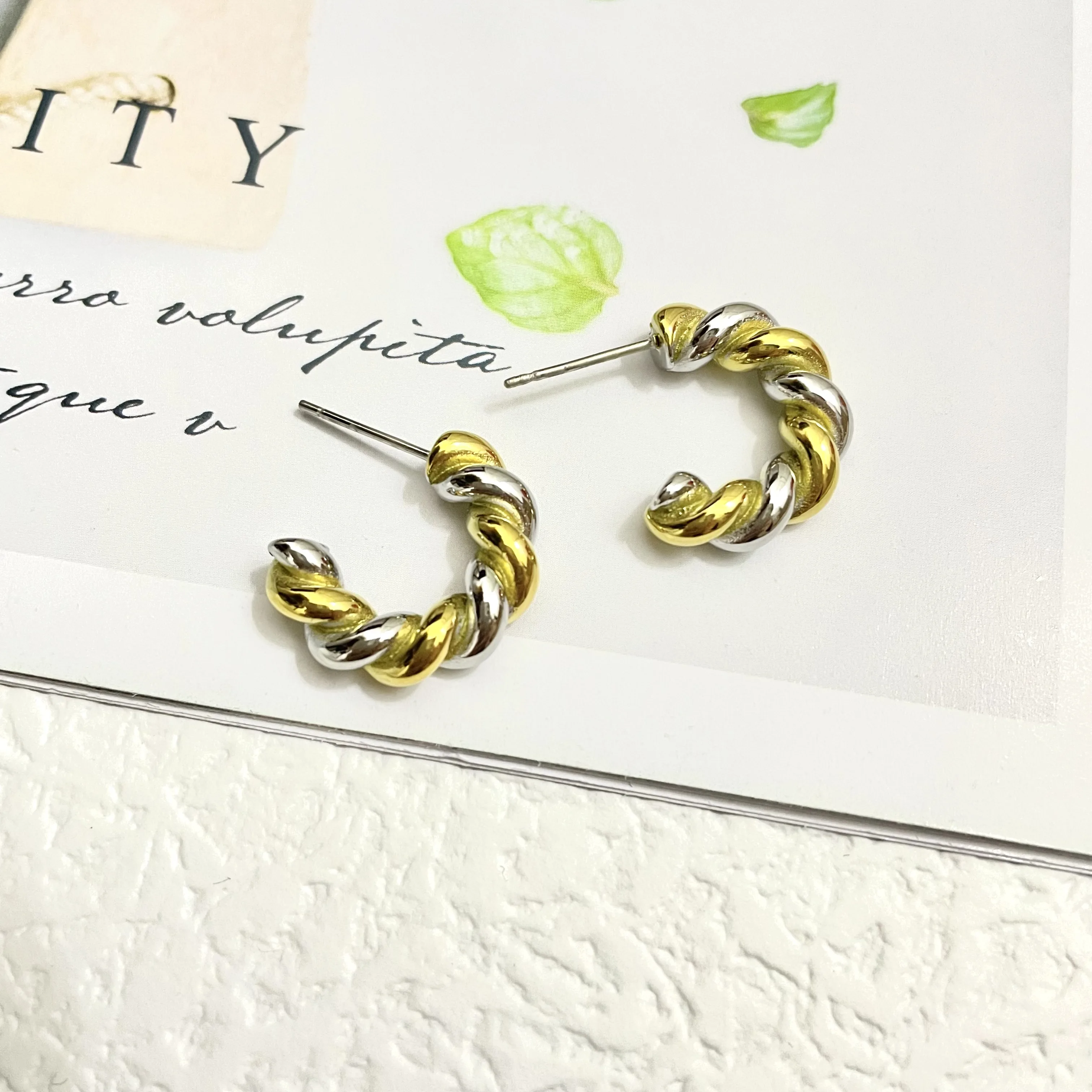 

Gold Silver Earrings Twist Wrap C Type Earrings Fashion Trend Earrings
