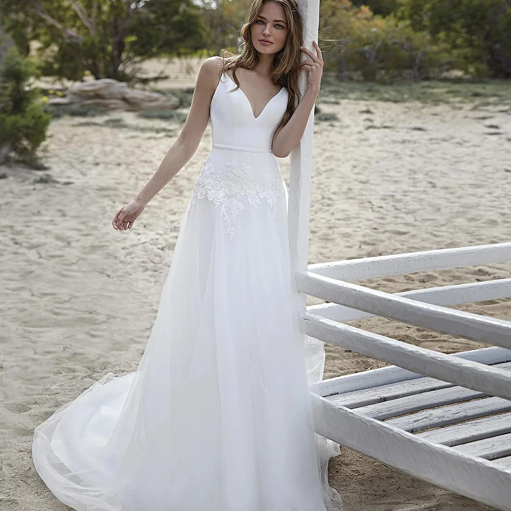 

Classic Wedding Dresses For Women V-Neck Sleeveless Spaghetti Straps Zipper Bride Gown Tulle Sweep Train A-Line Vestido De Noiva