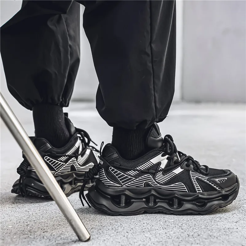 Студенческая повседневная спортивная обувь на мягкой подошве дышащая