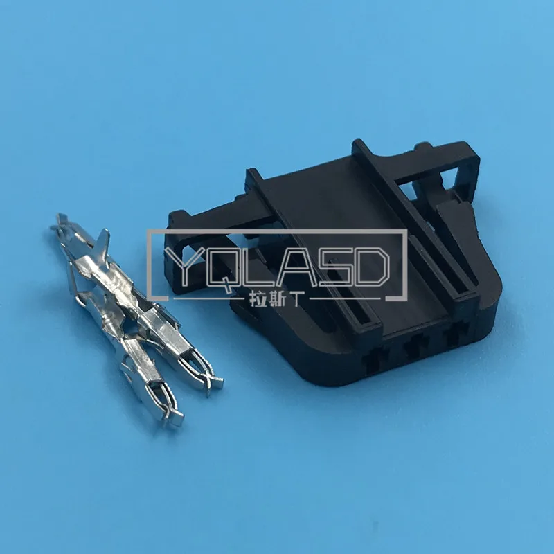 

1 комплект, 3-сторонняя лампа 3B0 972 703 дюйма, штекер 1,5 дюйма, соединитель автомобильного жгута, дверная лампа, задний фонарь, гнездо 3B0972703 для VW Skoda