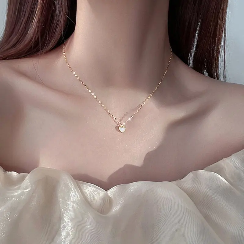 

Heart Moonstone Chain Women Necklace Heart Pendant Jewellery Gift Necklace