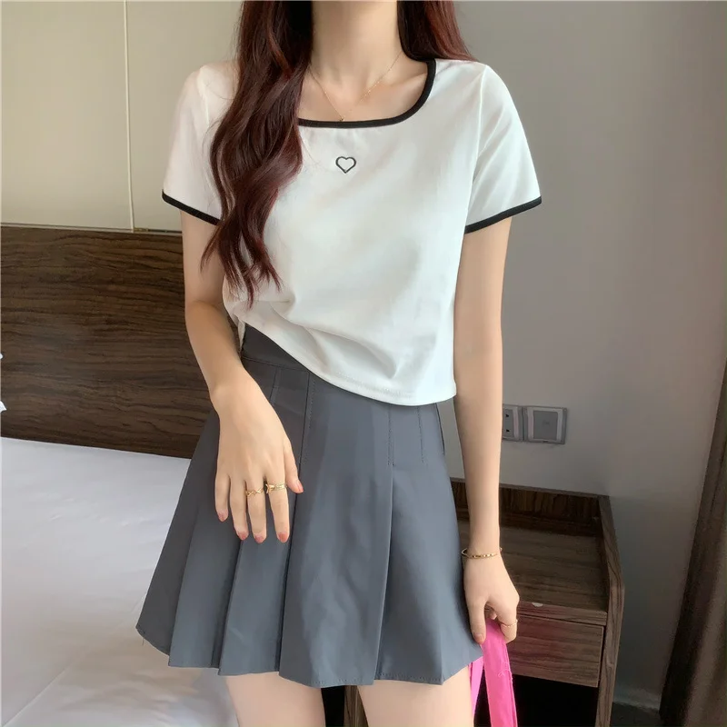 

2023 Summer Fashion Y2K T-shirt Woman Heart Embroidered Crop Top Women Sexy Short Sleeve Tee Shirt Femme INSClothes Tshirts