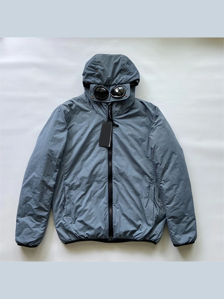 Мужская ветрозащитная куртка с капюшоном цвет в ассортименте