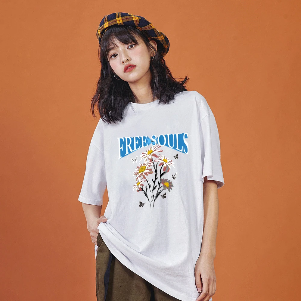

Повседневная Свободная футболка из 100% хлопка с принтом «свободные души», топ с круглым вырезом и нагрудным принтом, в стиле Харадзюку, Южная Корея, Свободный Топ с принтом Sondayprint